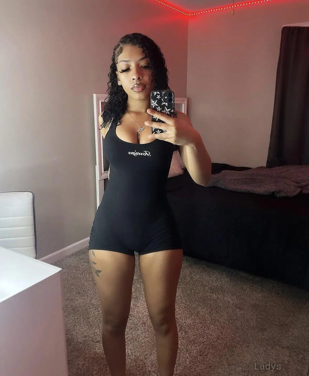 Nadia, 25 years old Toronto escort girl with big tits, height 155 sm, Weight  kg