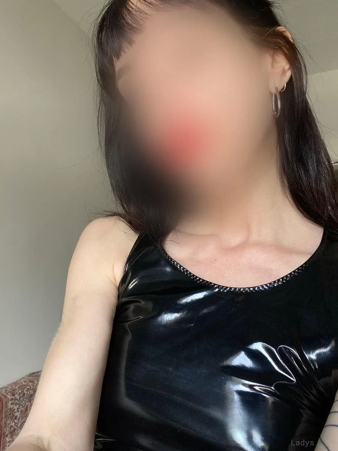 Eliza, 22 years beautiful nude Toronto escorts girl, height 169 sm, Weight 55 kg