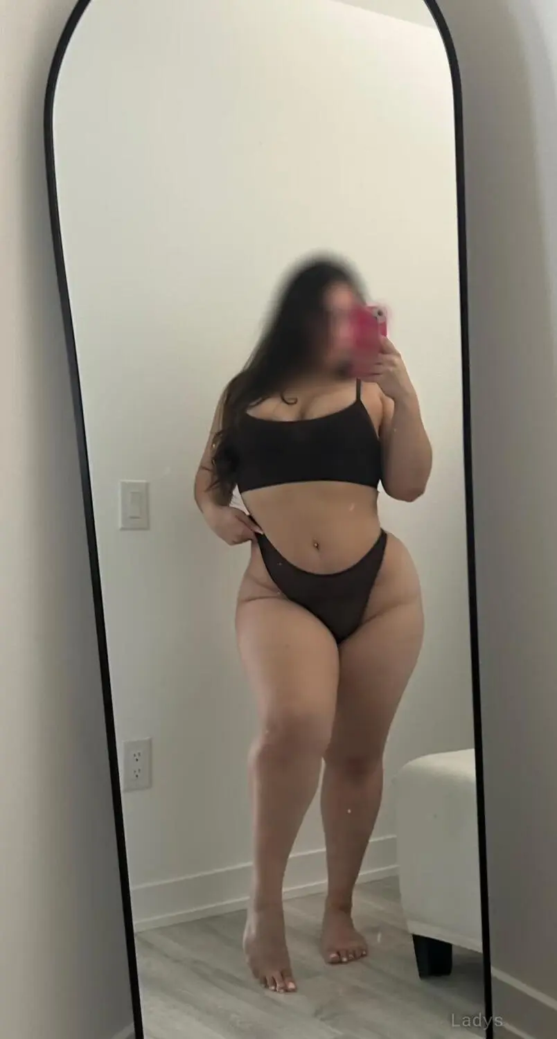 Mira, 21 years beautiful nude Toronto escorts girl, height 162 sm, Weight 67 kg