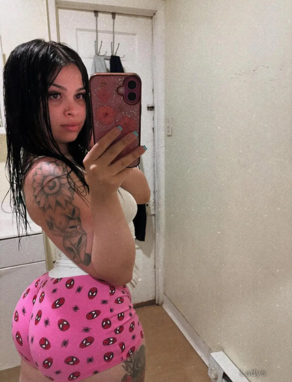 Presilah, 29 years beautiful nude Toronto escorts girl, height 124 sm, Weight 57 kg