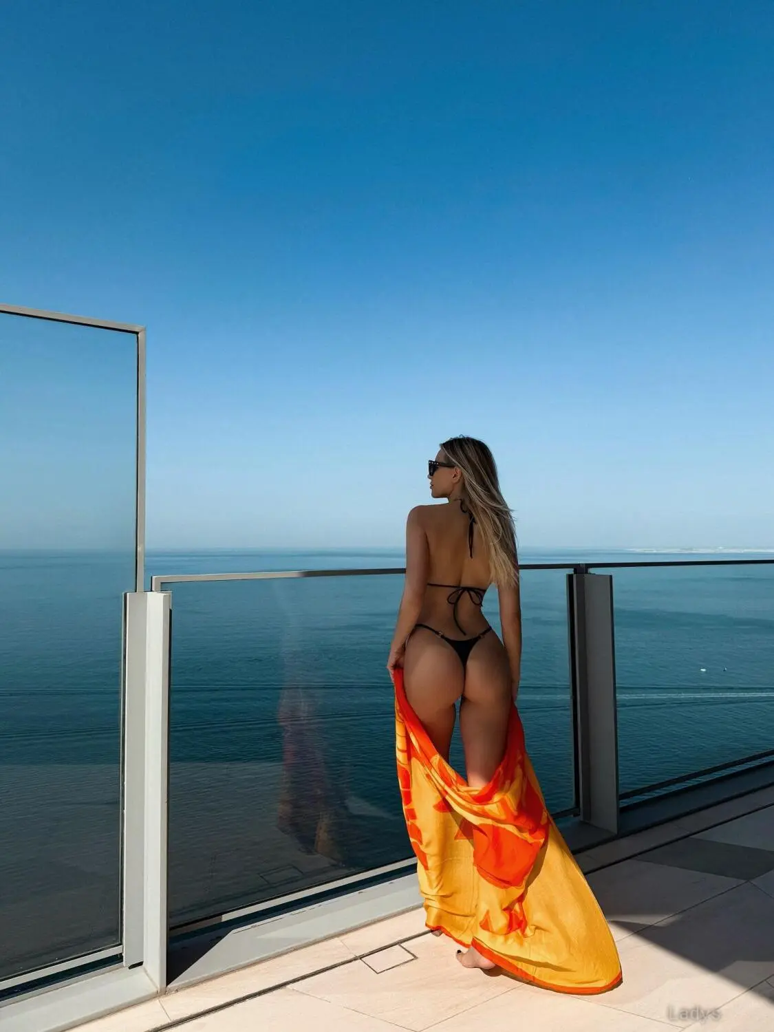 Lisa fiestera, 26 years old Torrevieja escort girl with big tits, height 177 sm, Weight 64 kg