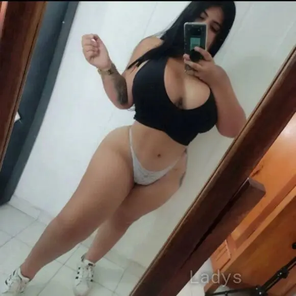 Yulissa, 23 years beautiful nude Tulum escorts girl, height 165 sm, Weight 58 kg