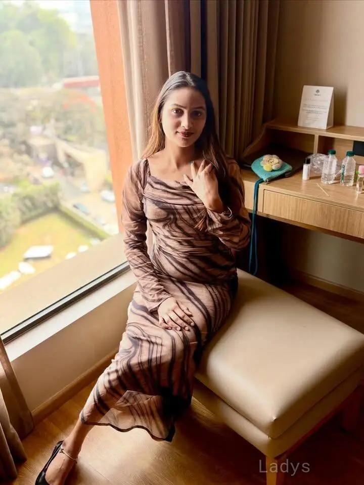 Priyanka, 22 years beautiful nude Udaipur escorts girl, height 170 sm, Weight kg