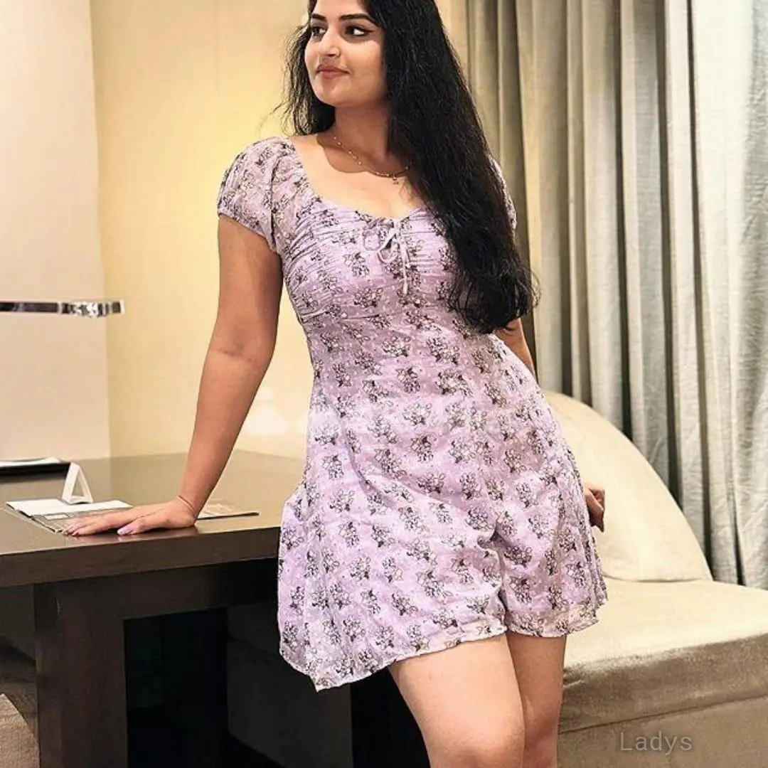 Radh, 21 years beautiful nude Udaipur escorts girl, height 154 sm, Weight  kg