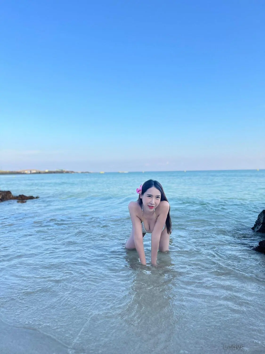 Karina, 25 years old Udon Thani escort girl with big tits, height 170 sm, Weight kg