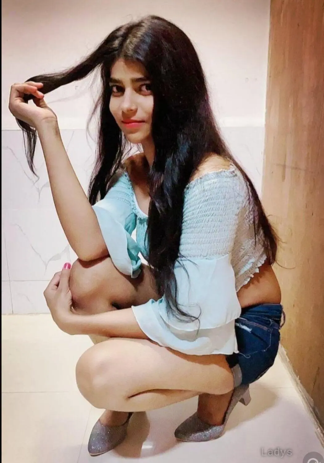 Mia, 22 years beautiful nude Udupi escorts girl, height 153 sm, Weight kg