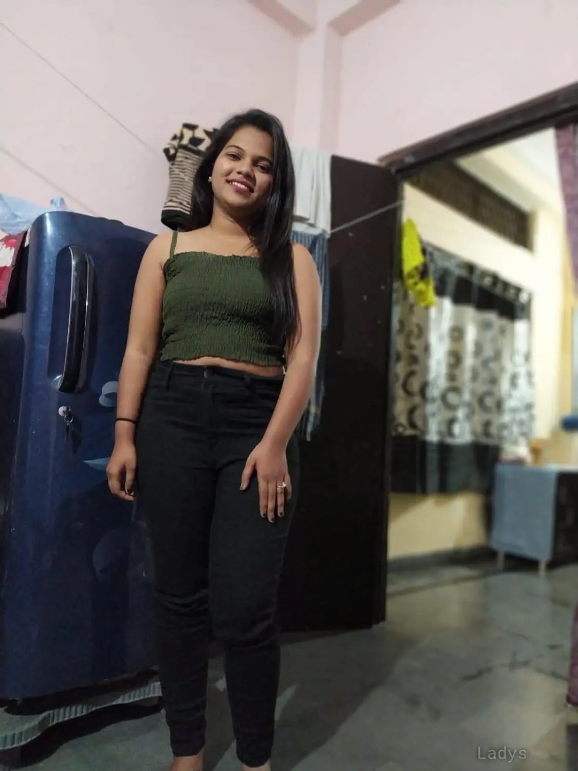 Priyanshi, 22 years old Vadodara escort girl with big tits, height 155 sm, Weight  kg