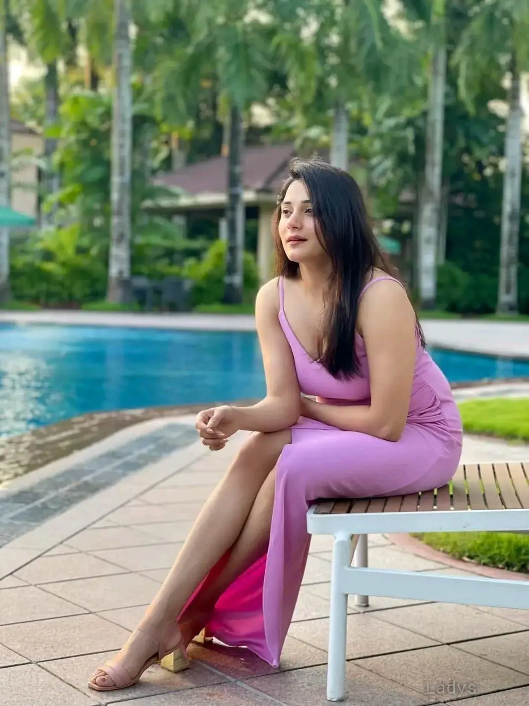 Rinku, 25 years beautiful nude Vadodara escorts girl, height 168 sm, Weight  kg
