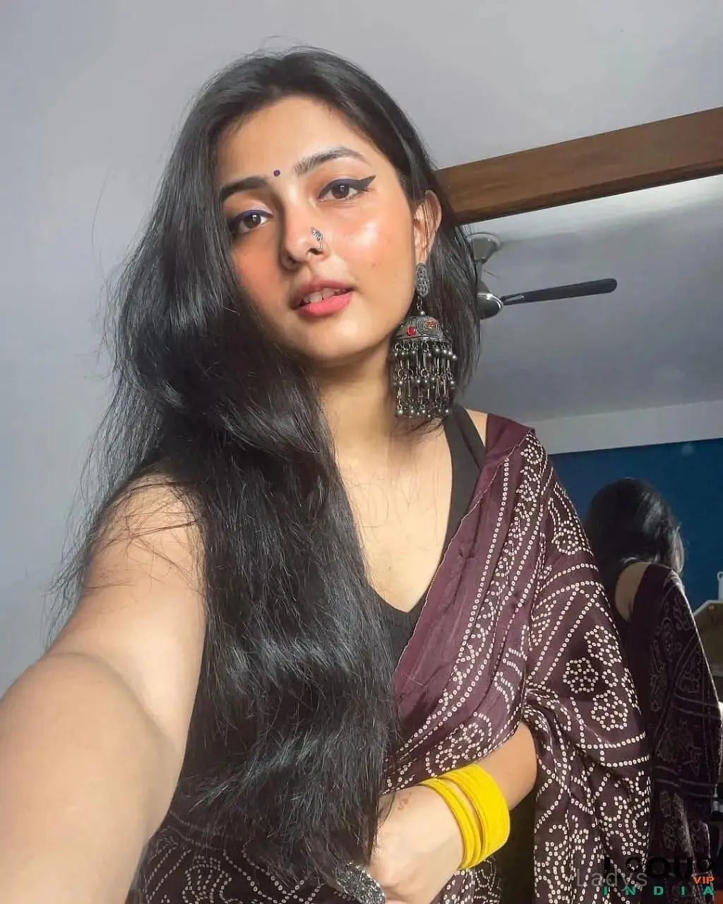 Ronika, 23 years beautiful nude Vadodara escorts girl, height 153 sm, Weight kg