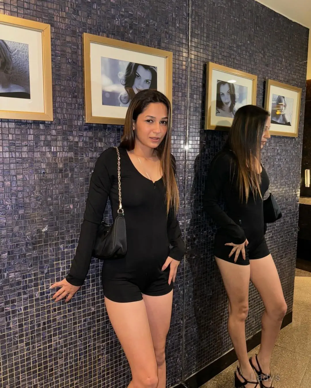 Taniya, 23 years beautiful nude Vadodara escorts girl, height 153 sm, Weight kg