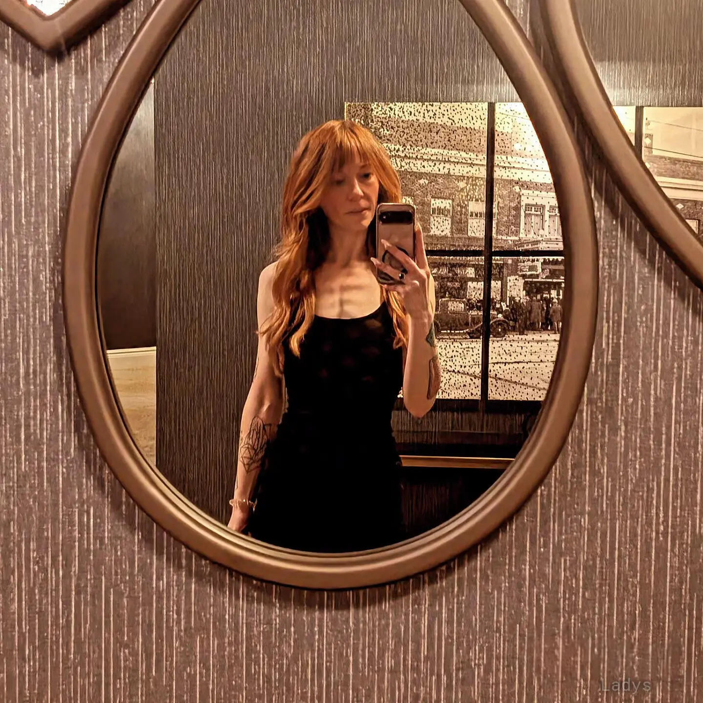 Gigi LaRouge, 30 years beautiful nude Vancouver escorts girl, height 164 sm, Weight 45 kg