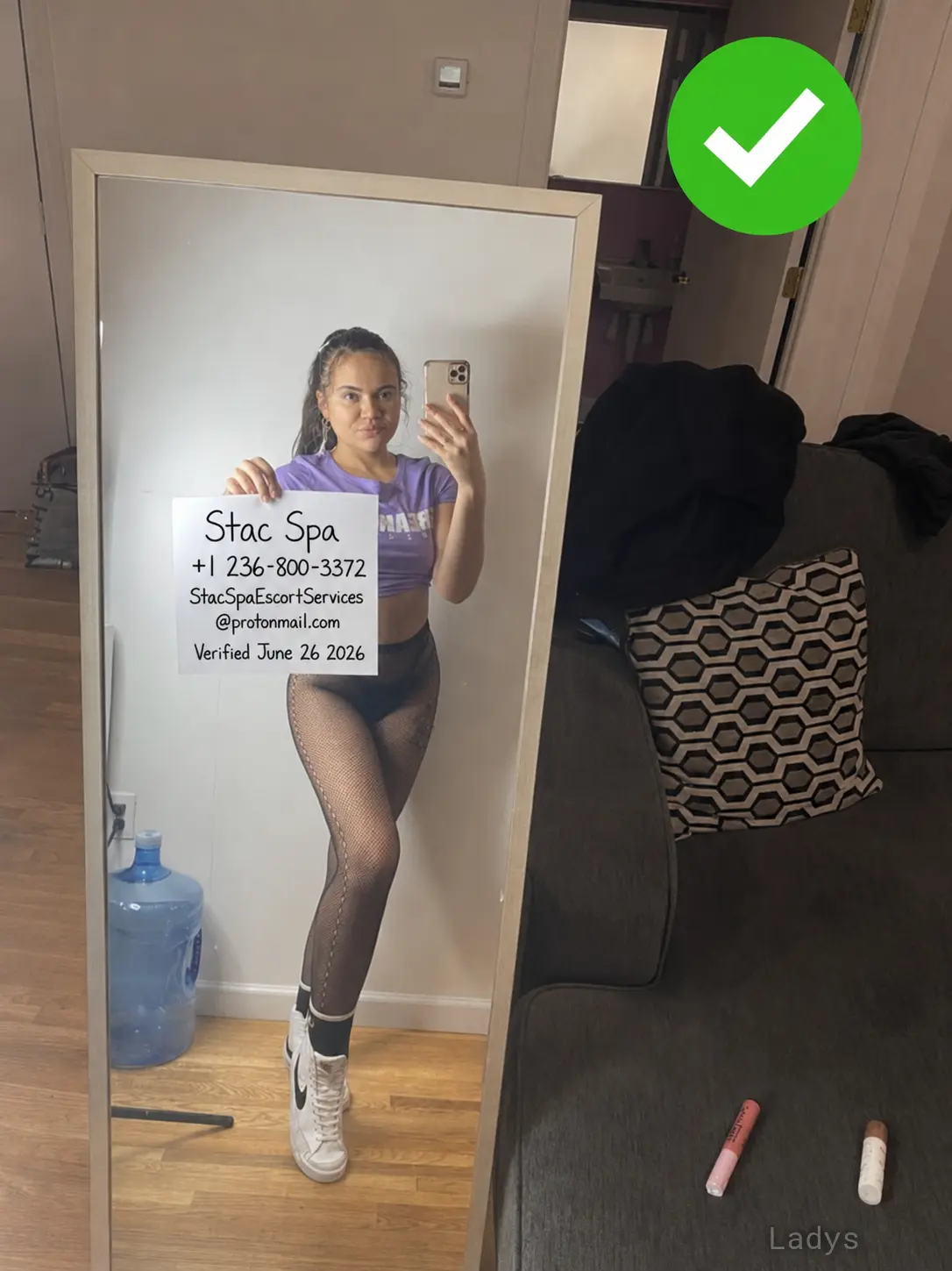 STAC SPA & Escort service, 27 years beautiful nude Vancouver escorts girl, height 166 sm, Weight 55 kg