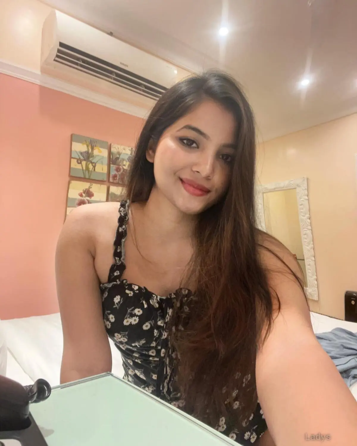 Sonal, 21 years beautiful nude Varanasi escorts girl, height 154 sm, Weight  kg