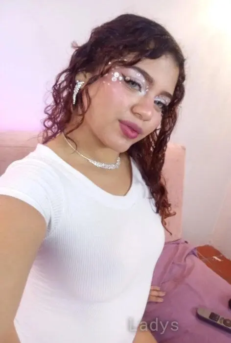 Sasha, 21 years beautiful nude Varna escorts girl, height 157 sm, Weight 67 kg