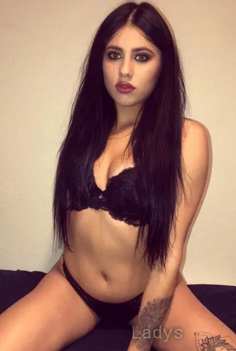 Vanessa, 26 years beautiful nude Vejle escorts girl, height 164 sm, Weight 61 kg
