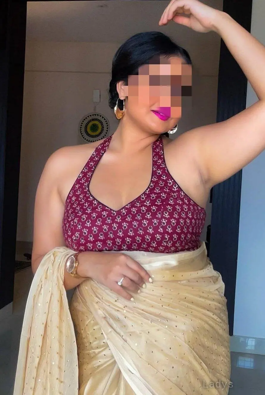 Lana, 29 years old Vellore escort girl with big tits, height 158 sm, Weight  kg