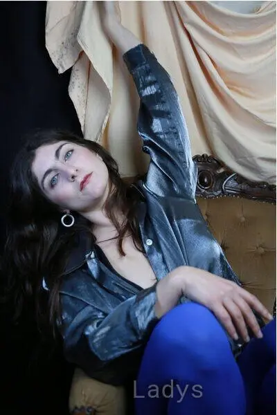 Sofia, 25 years old Venezia escort girl with big tits, height 161 sm, Weight 55 kg