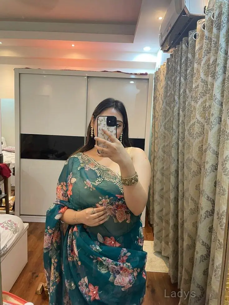 Aparna Incall and Outcall, 22 years old Vijayawada escort girl with big tits, height 154 sm, Weight kg