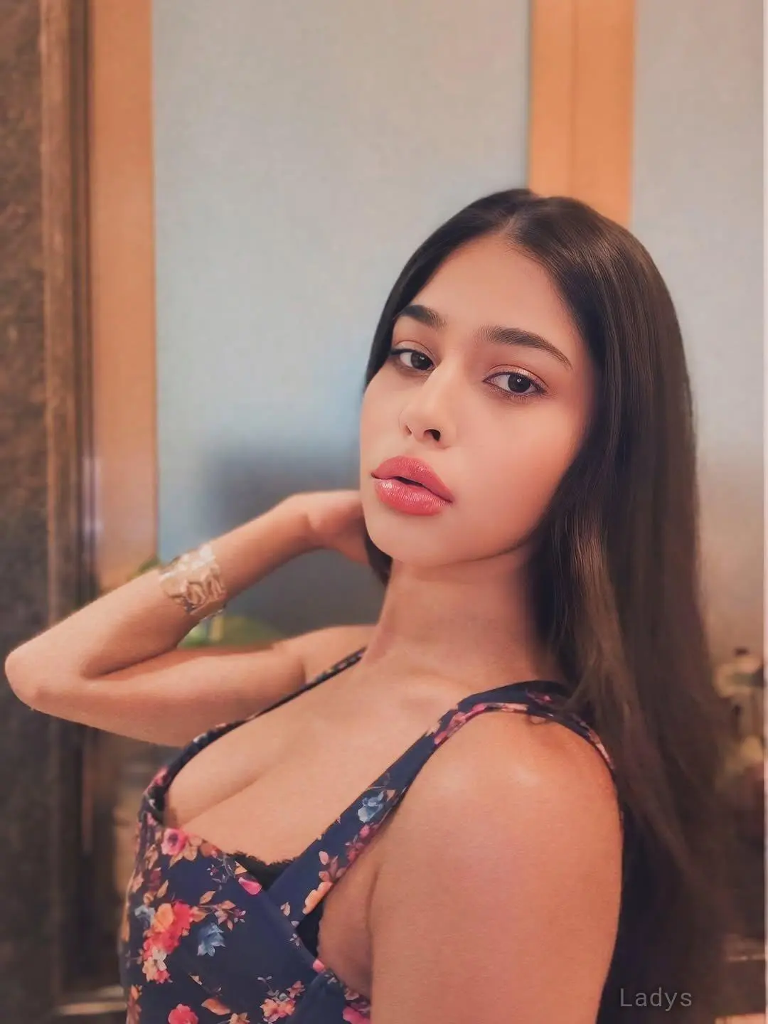 Falguni, 22 years old Vijayawada escort girl with big tits, height 183 sm, Weight  kg