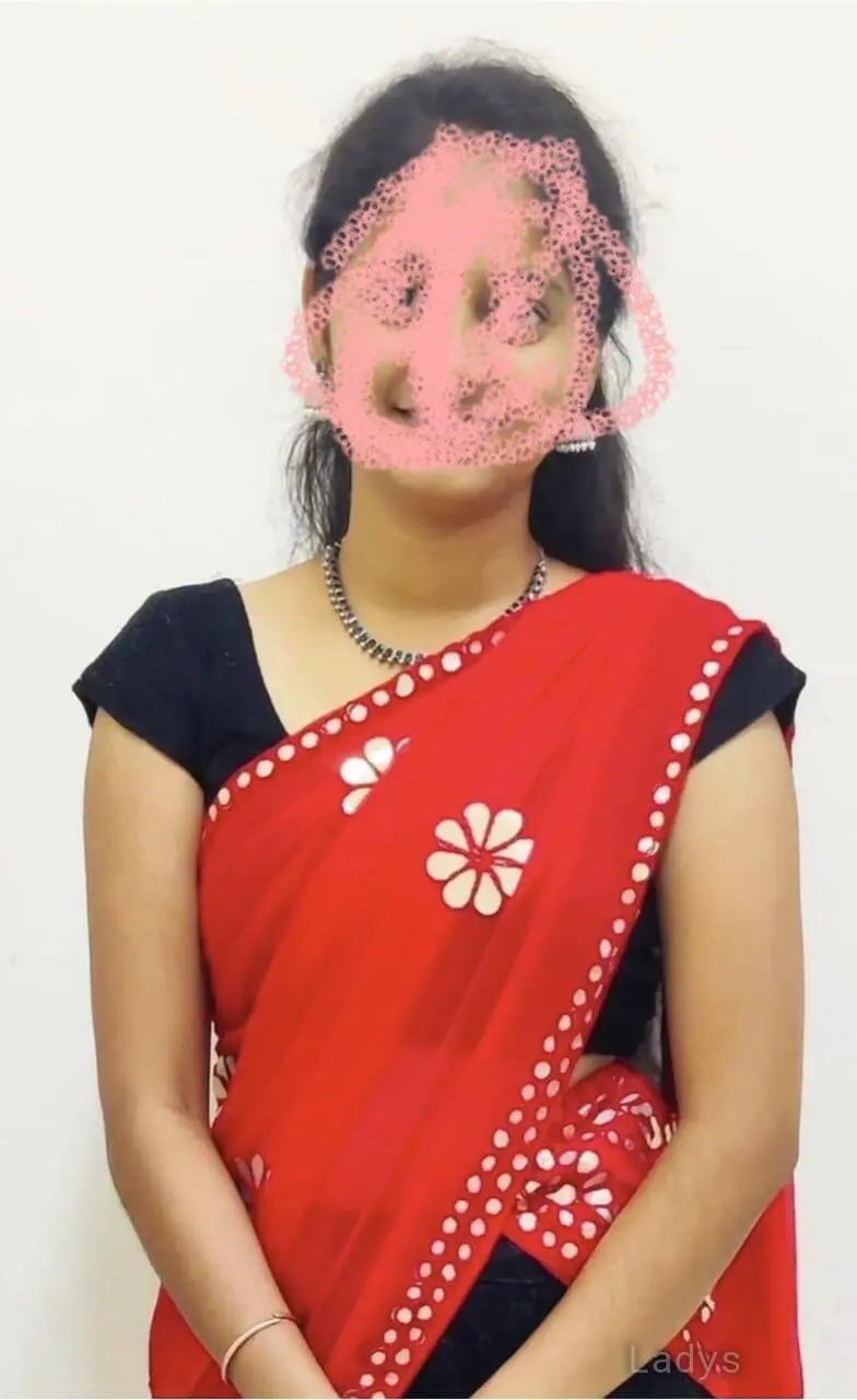 Nenu, 23 years old Vijayawada escort girl with big tits, height 159 sm, Weight kg