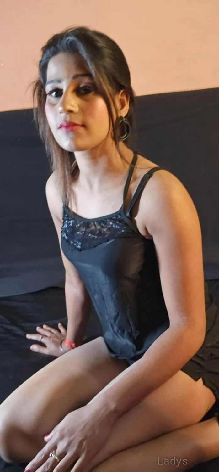 Vijayawada, 22 years old Vijayawada escort girl with big tits, height 154 sm, Weight kg
