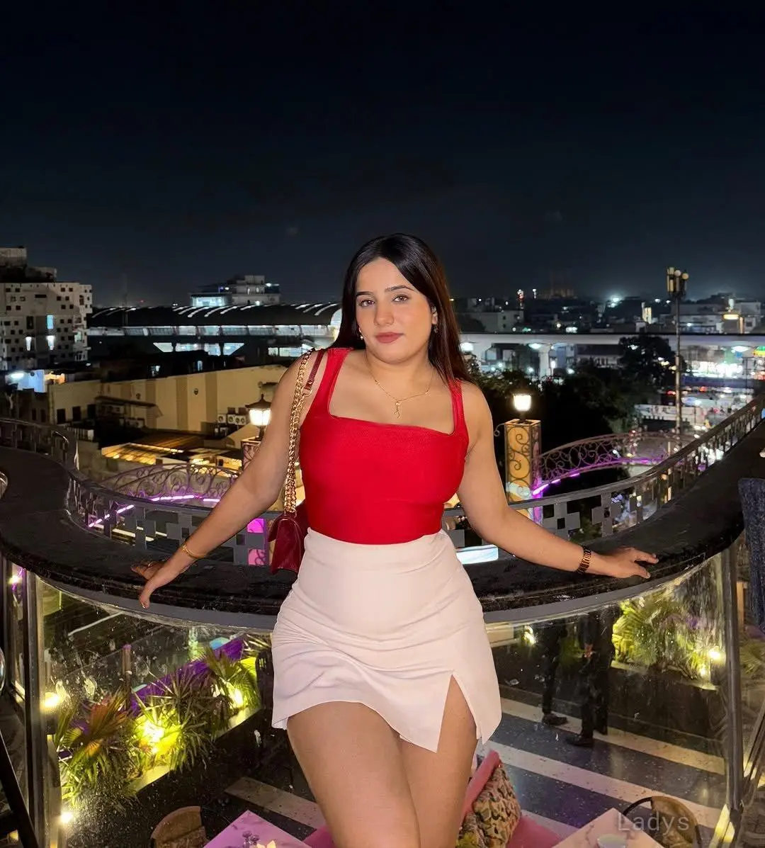 Kritika, 23 years beautiful nude Vijayawada escorts girl, height 153 sm, Weight  kg