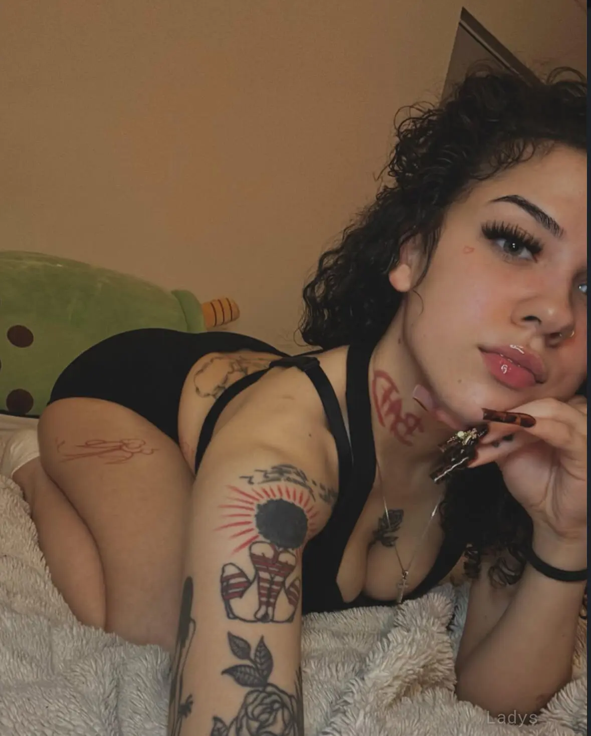 Caitlein, 25 years beautiful nude Virginia Beach escorts girl, height 168 sm, Weight 55 kg-1
