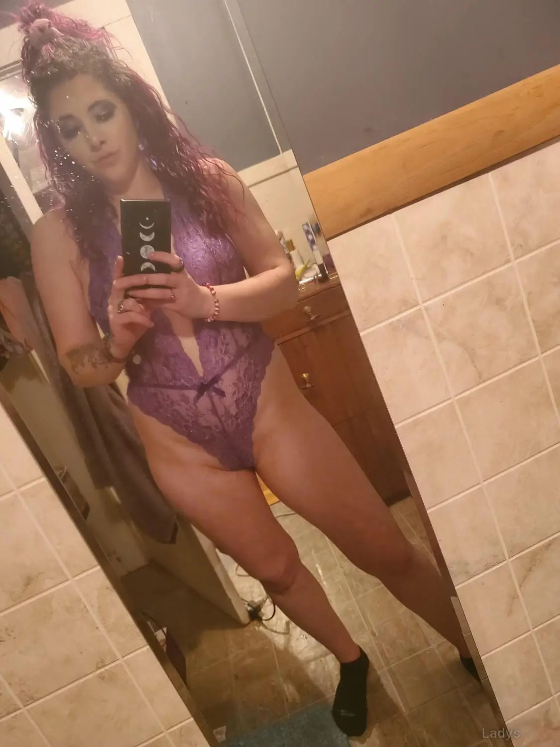 Emme, 30 years beautiful nude Virginia Beach escorts girl, height 174 sm, Weight 60 kg