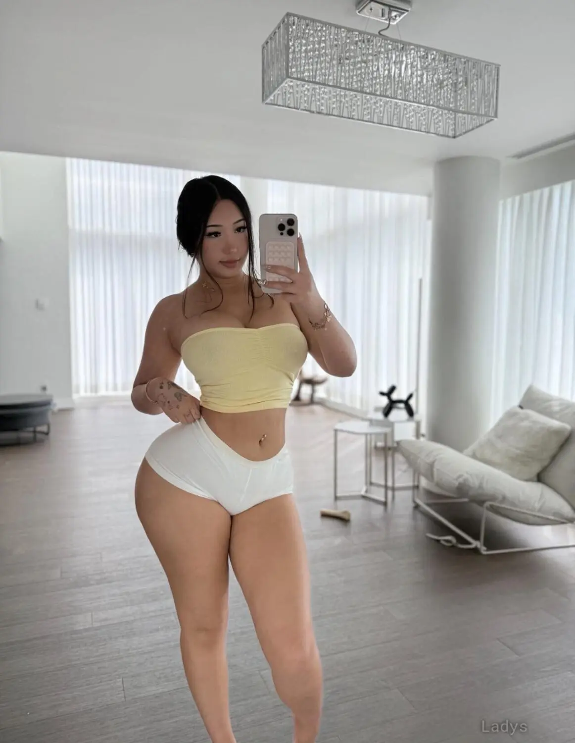 PAYMENTS IN PERSON  ....ALL PAYMENTS, 28 years beautiful nude Virginia Beach escorts girl, height 170 sm, Weight 70 kg