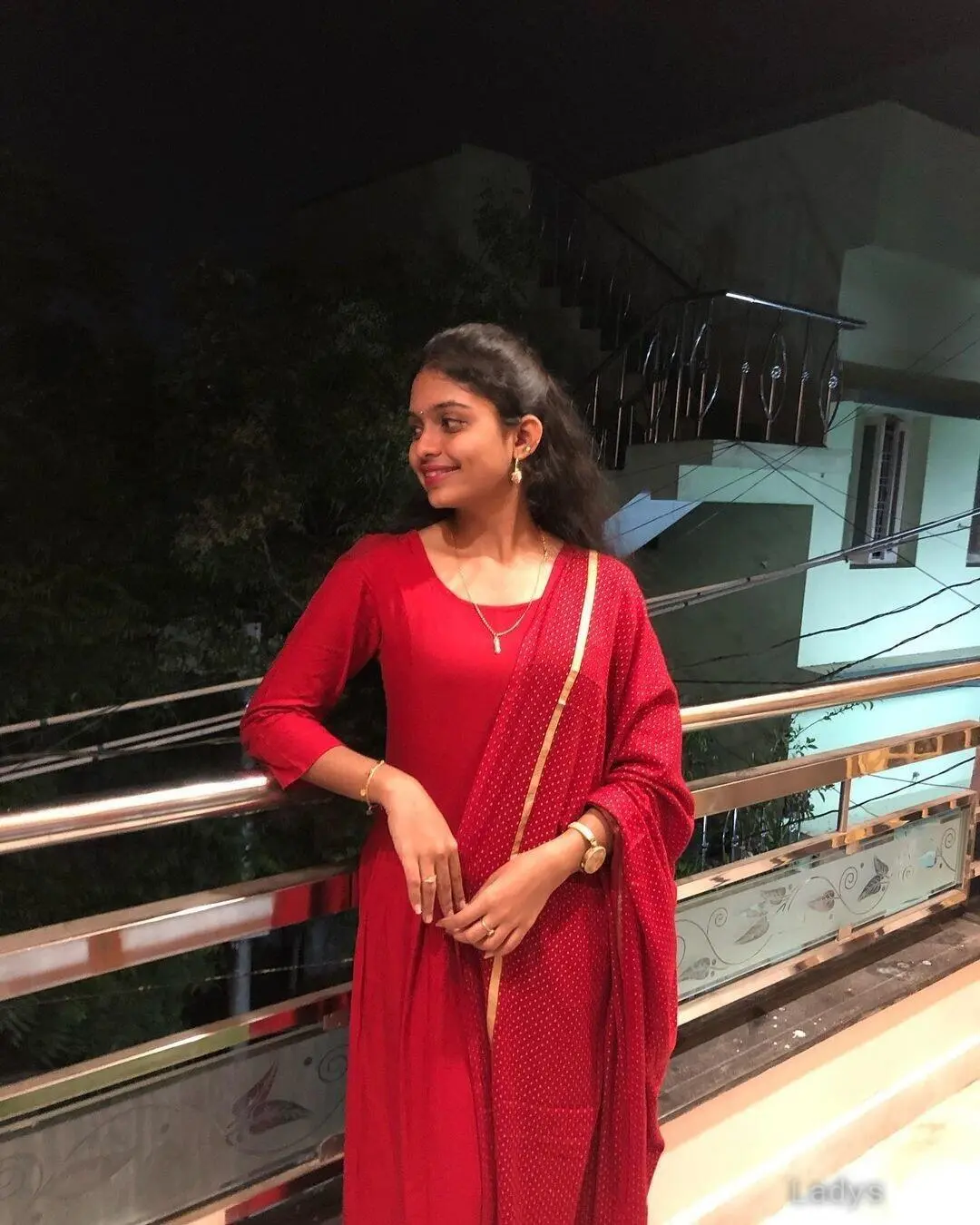 Ophelia, 22 years old Visakhapatnam escort girl with big tits, height 170 sm, Weight kg