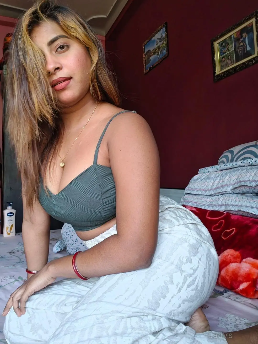 Riya, 21 years old Visakhapatnam escort girl with big tits, height 154 sm, Weight  kg