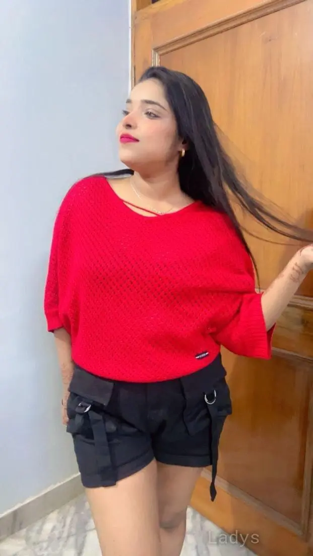 Akhil, 21 years beautiful nude Visakhapatnam escorts girl, height 171 sm, Weight kg
