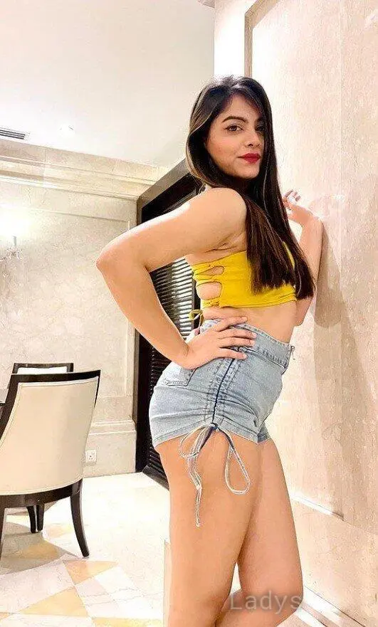 Dana, 24 years beautiful nude Visakhapatnam escorts girl, height 154 sm, Weight  kg