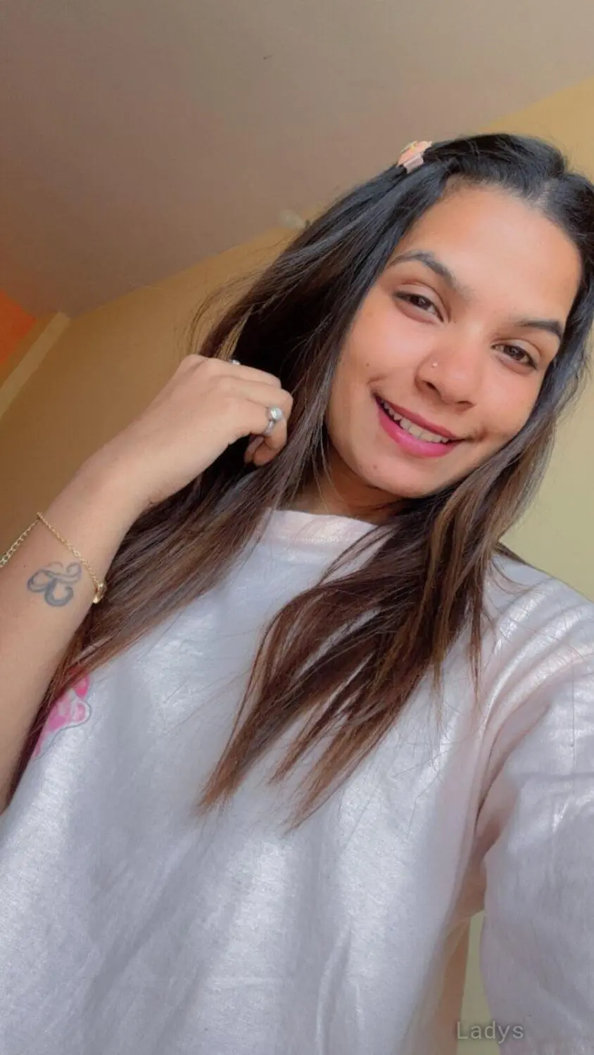 Kajal, 23 years beautiful nude Visakhapatnam escorts girl, height 152 sm, Weight  kg
