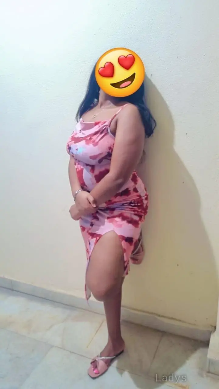Natasha, 25 years beautiful nude Visakhapatnam escorts girl, height 160 sm, Weight  kg