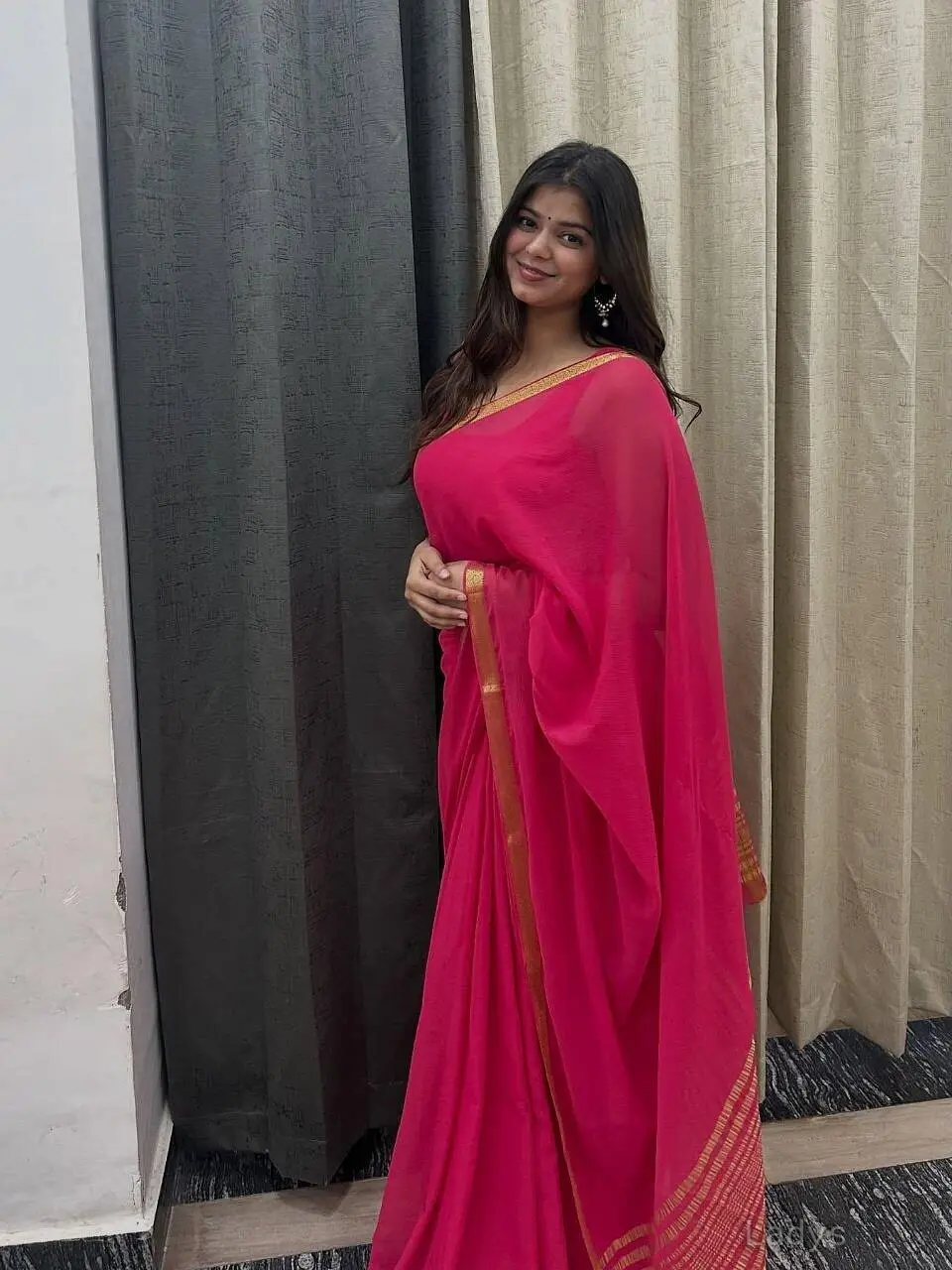 Roshni, 22 years beautiful nude Visakhapatnam escorts girl, height 154 sm, Weight kg