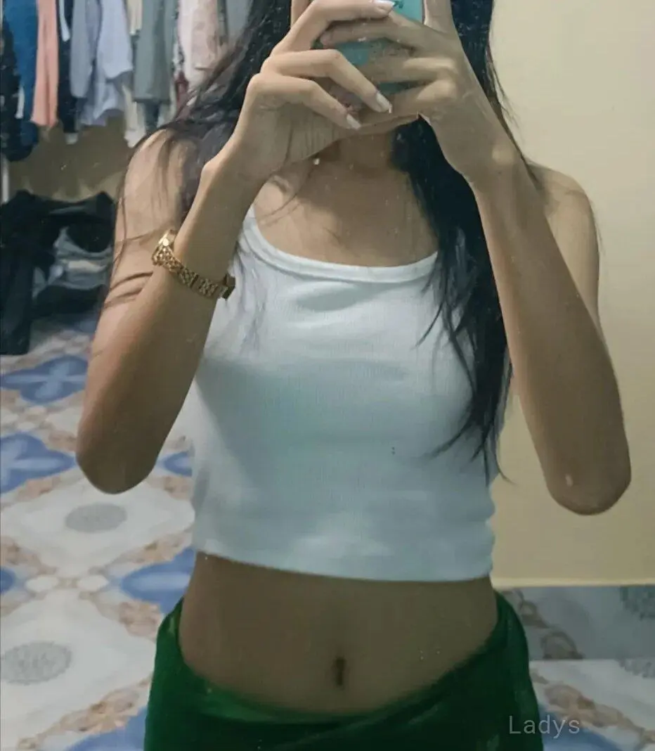 Samiksha, 24 years beautiful nude Visakhapatnam escorts girl, height 172 sm, Weight  kg