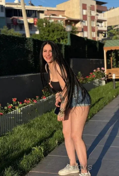 Milana, 20 years beautiful nude Vlora escorts girl, height 170 sm, Weight 55 kg