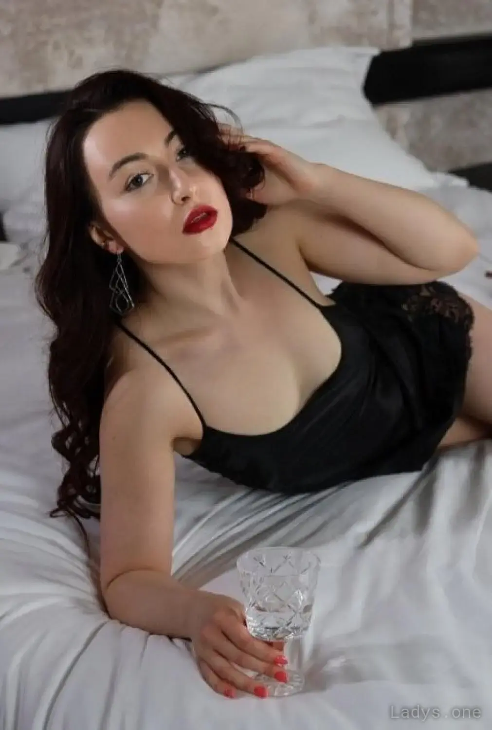 ROSE MASSAGE, 23 years beautiful nude Warsaw escorts girl, height 158 sm, Weight 55 kg