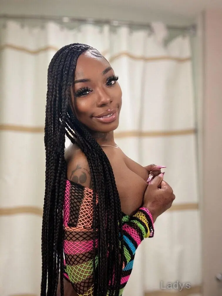 BraceFace CoCo, 21 years beautiful nude Washington DC escorts girl, height 153 sm, Weight 50 kg