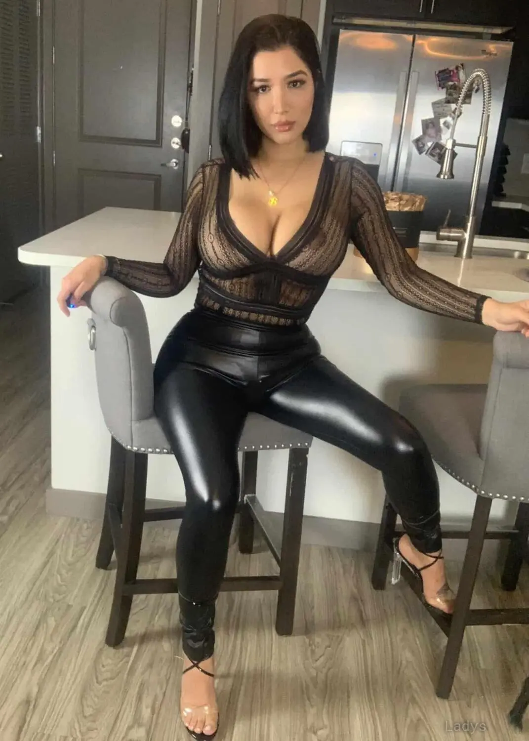 Brenda V, 29 years beautiful nude Washington DC escorts girl, height 167 sm, Weight 71 kg