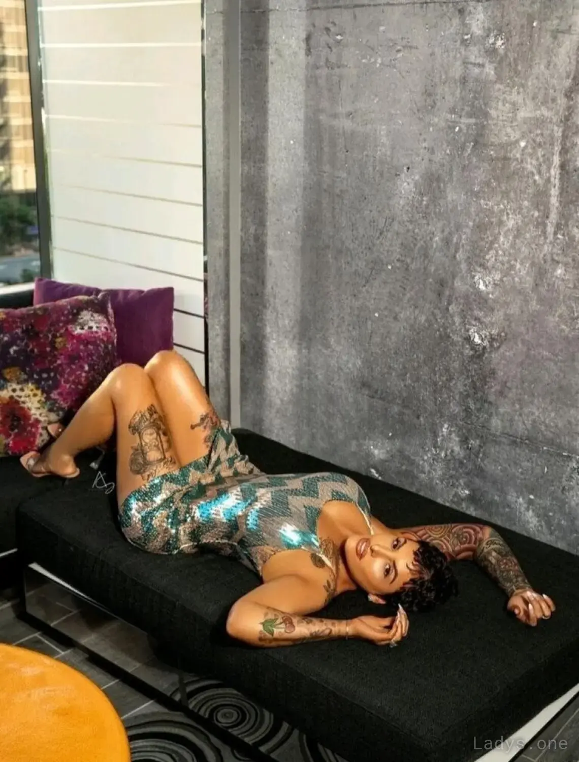 IRIS FLOWERS, 43 years beautiful nude Washington DC escorts girl, height 150 sm, Weight 68 kg