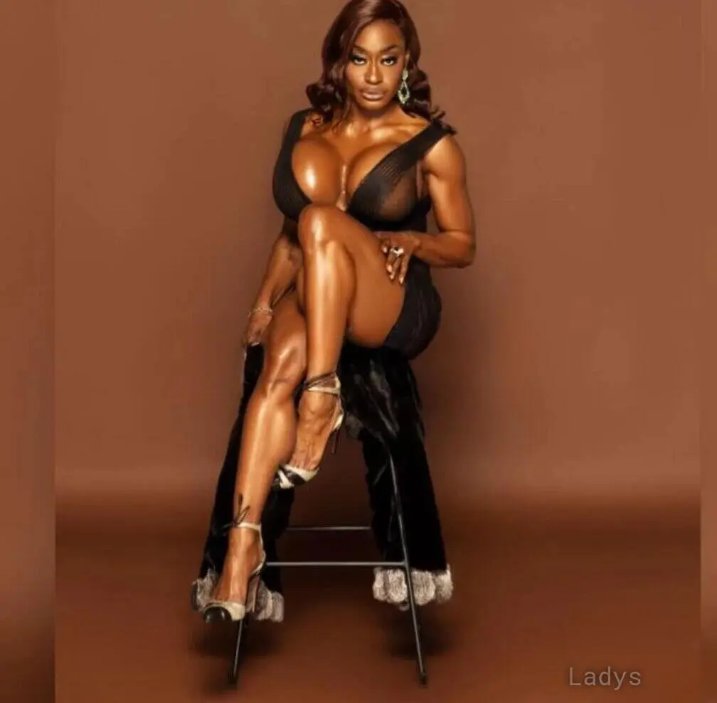 Kelli Provocateur, 35 years beautiful nude Washington DC escorts girl, height 153 sm, Weight 62 kg