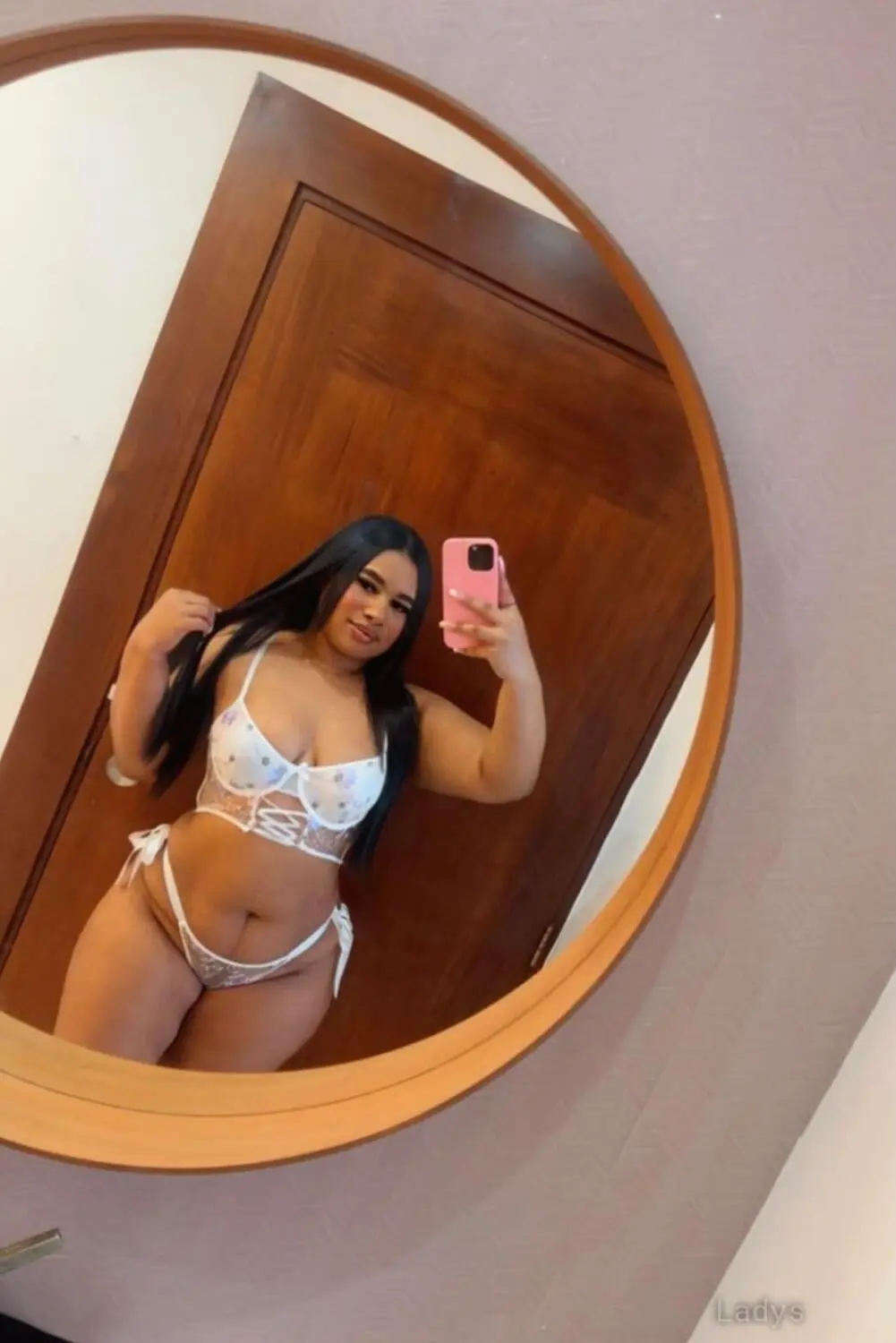 Alaya Acevedo, 25 years asian escorts girl, height 177 sm, Weight 64 kg, Waterbury eacort