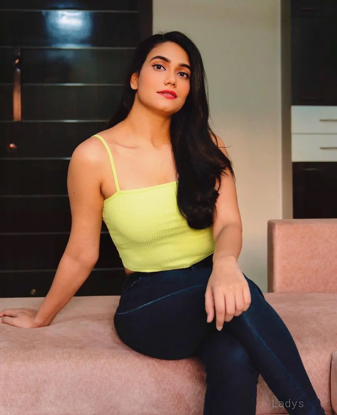 Ankita, 22 years old Weligama escort girl with big tits, height 160 sm, Weight  kg