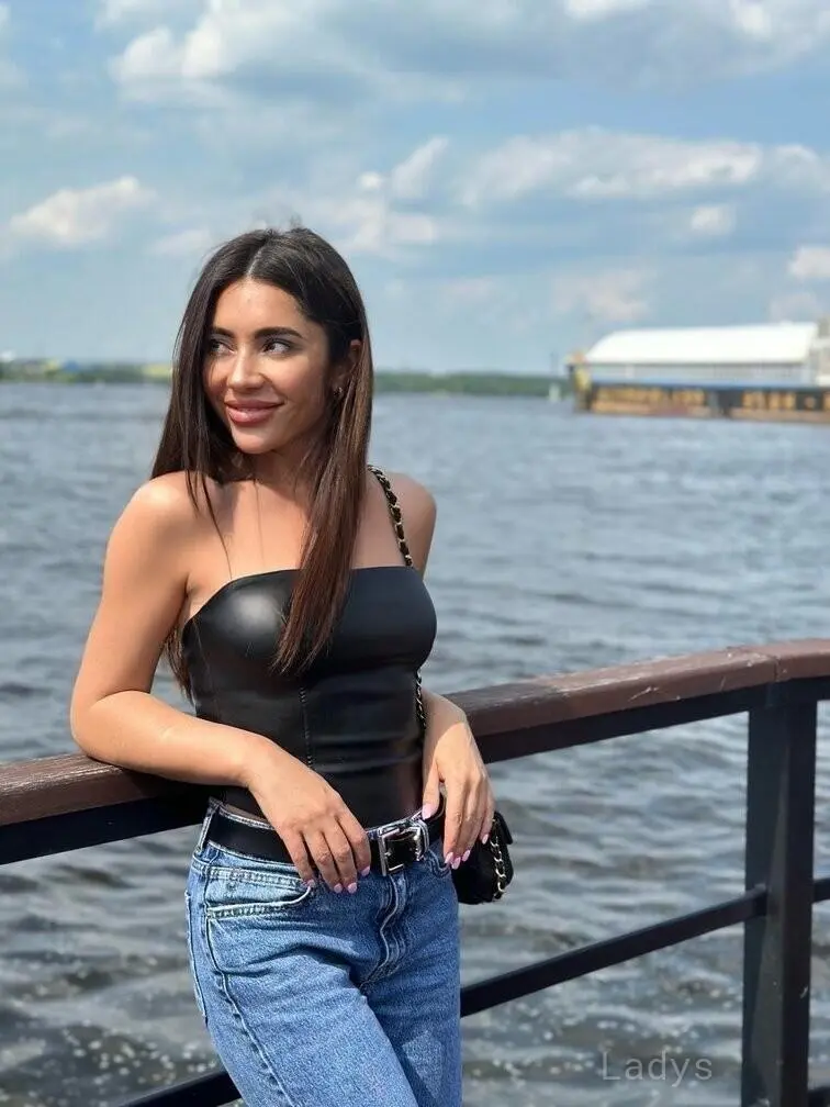 Karina, 29 years beautiful nude West Palm Beach escorts girl, height 170 sm, Weight 55 kg