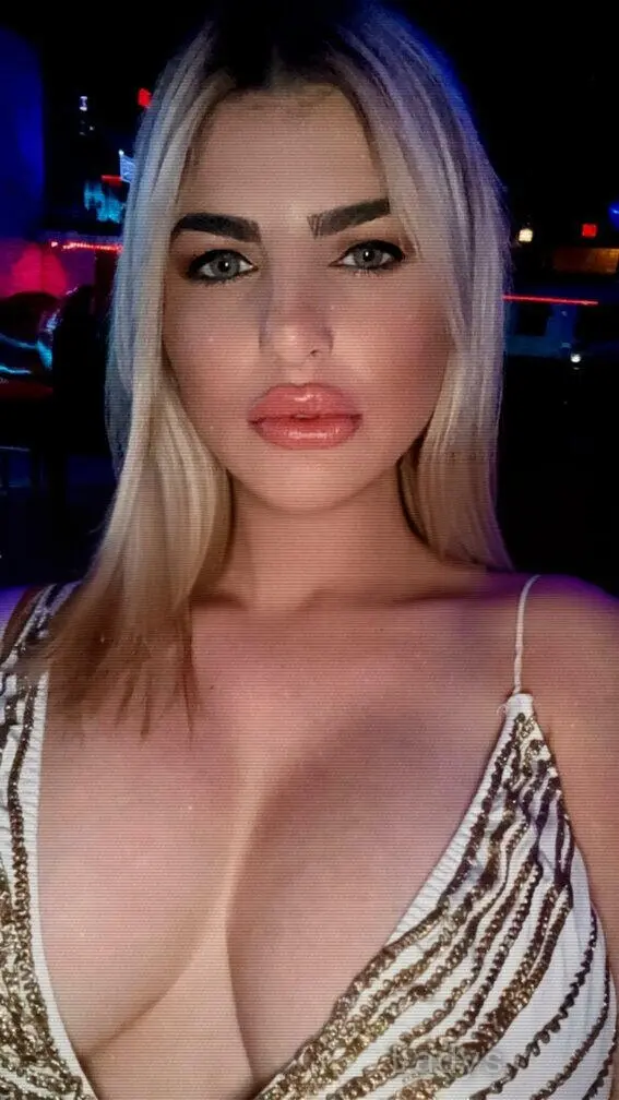 Kate, 26 years beautiful nude West Palm Beach escorts girl, height 157 sm, Weight 59 kg