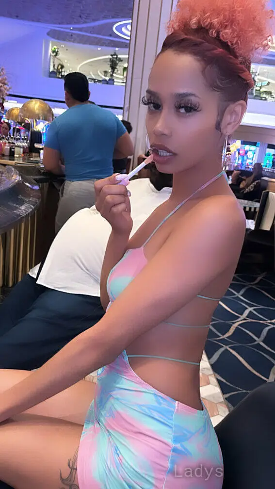 SEXY SASHA, 21 years beautiful nude West Palm Beach escorts girl, height 165 sm, Weight 48 kg