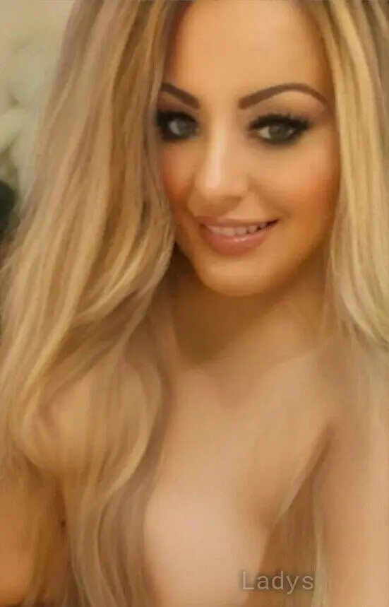 Hanna, 38 years beautiful nude Wien escorts girl, height 160 sm, Weight 55 kg