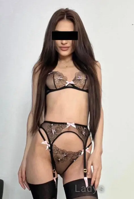 Katy, 27 years beautiful nude Wien escorts girl, height 170 sm, Weight 50 kg